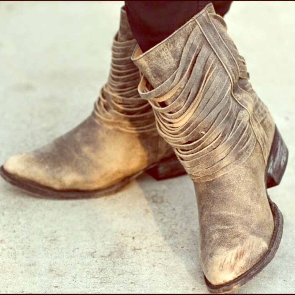 Matisse Slash Ankle Bootie